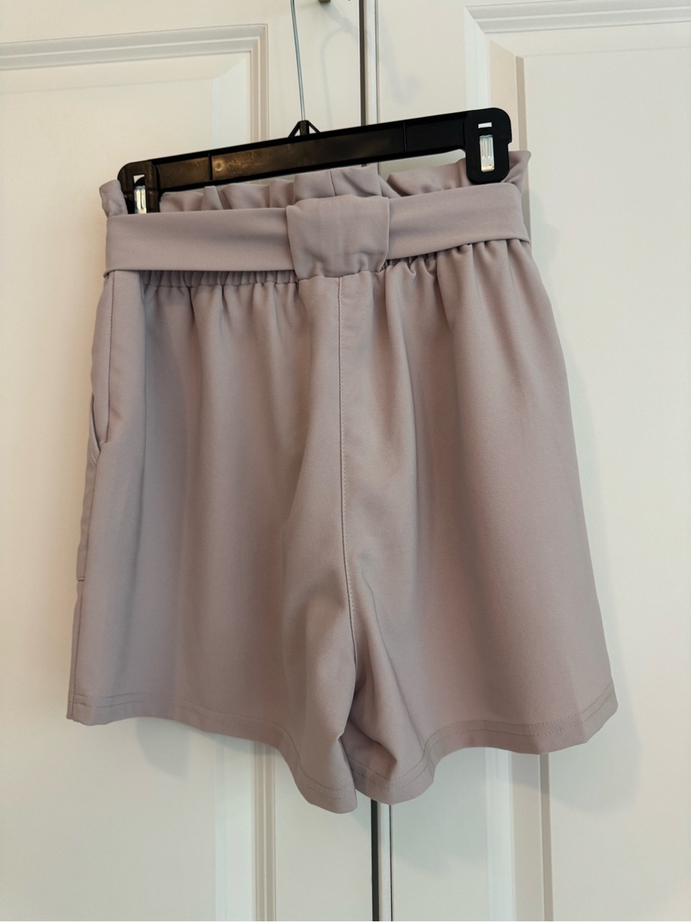Grace Karin Tan High-Waist Paperbag Tie-Waist Shorts with Pockets NWT - Picture 3 of 7